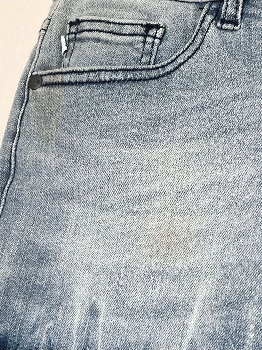 Judy Blue ombre frayed hem shorts, size medium *imperfect* - Picture 3 of 7